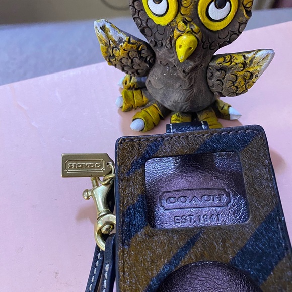 Coach Zebra Hair Calf Mini Apple iPod Leather Case Wristlet Collectible $98 - Picture 9 of 9